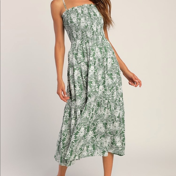 Lulu’s midi dress - Picture 2 of 7